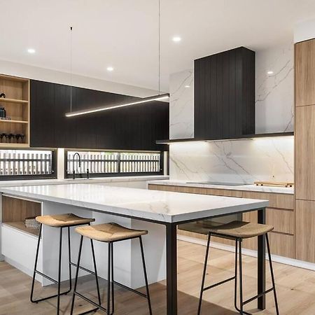 Kirks On Park - Brand New Luxury Home, Great Location Sorrento Kültér fotó